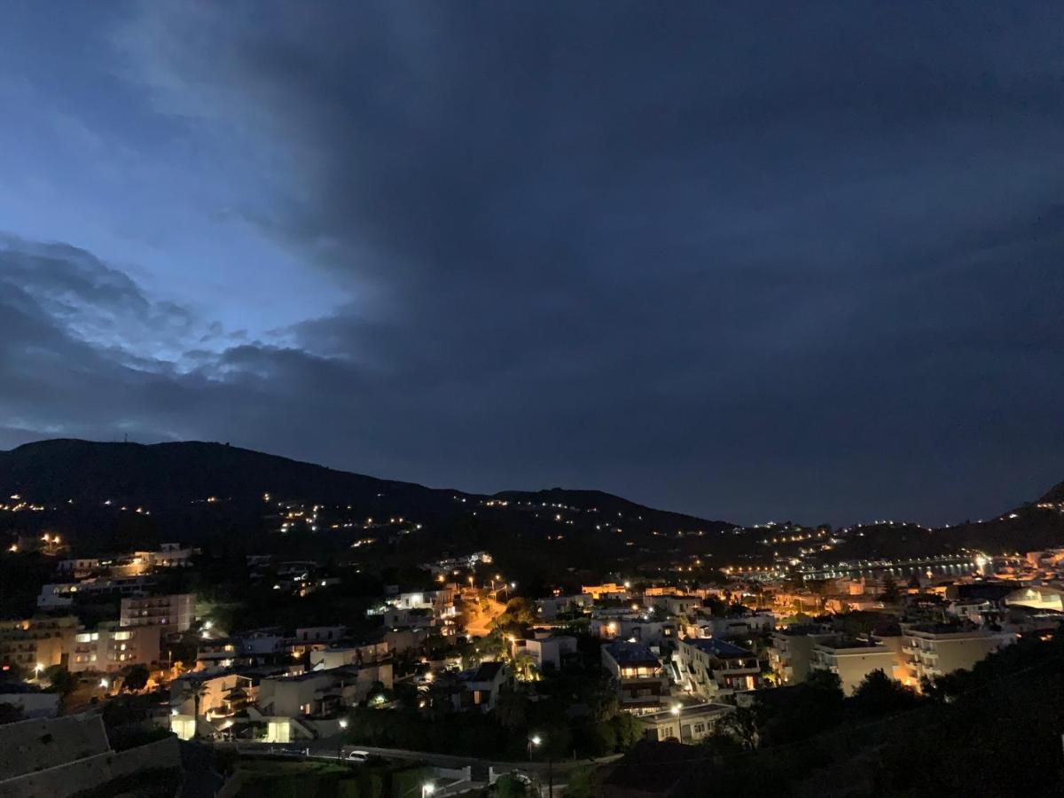ליפארי Taliaka B & B מראה חיצוני תמונה